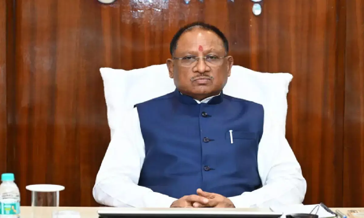 CM विष्णुदेव साय ने केंद्रीय सड़क परिवहन मंत्री नितिन गडकरी से मुलाक़ात की