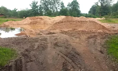 रेत का अवैध खनन