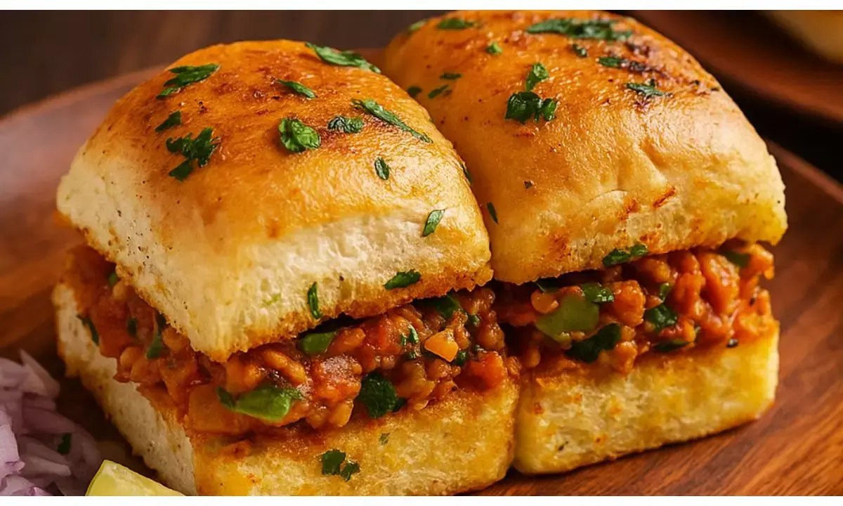how to make mumbai style masala pav