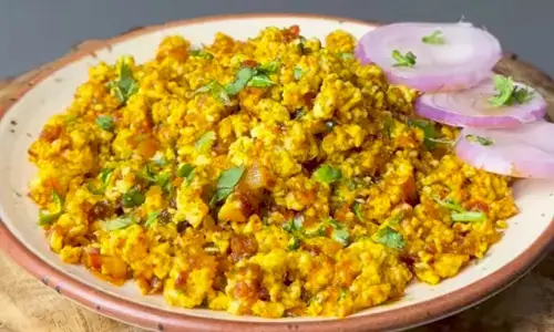 पनीर भुर्जी की मजेदार रेसिपी।