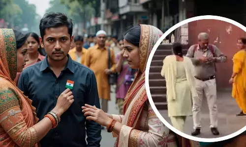 Delhi Metro Flag Scam