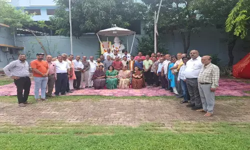 रायपुर में कान्यकुब्ज सभा-शिक्षा मंडल के संस्थापक-अध्यक्ष पूर्व CM पं. रविशंकर शुक्ल और शहीद पं. विद्याचरण शुक्ल की जंयती मनाई गई रायपुर में कान्यकुब्ज सभा-शिक्षा मंडल के संस्थापक-अध्यक्ष पूर्व CM पं. रविशंकर शुक्ल और शहीद पं. विद्याचरण शुक्ल की जंयती मनाई गई