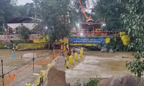 भैरवी नदी तट पर स्थित सतिघाट शिवधाम में सावन सोमवार के अवसर पर विविध कार्यक्रम आयोजित किये जाएंगे