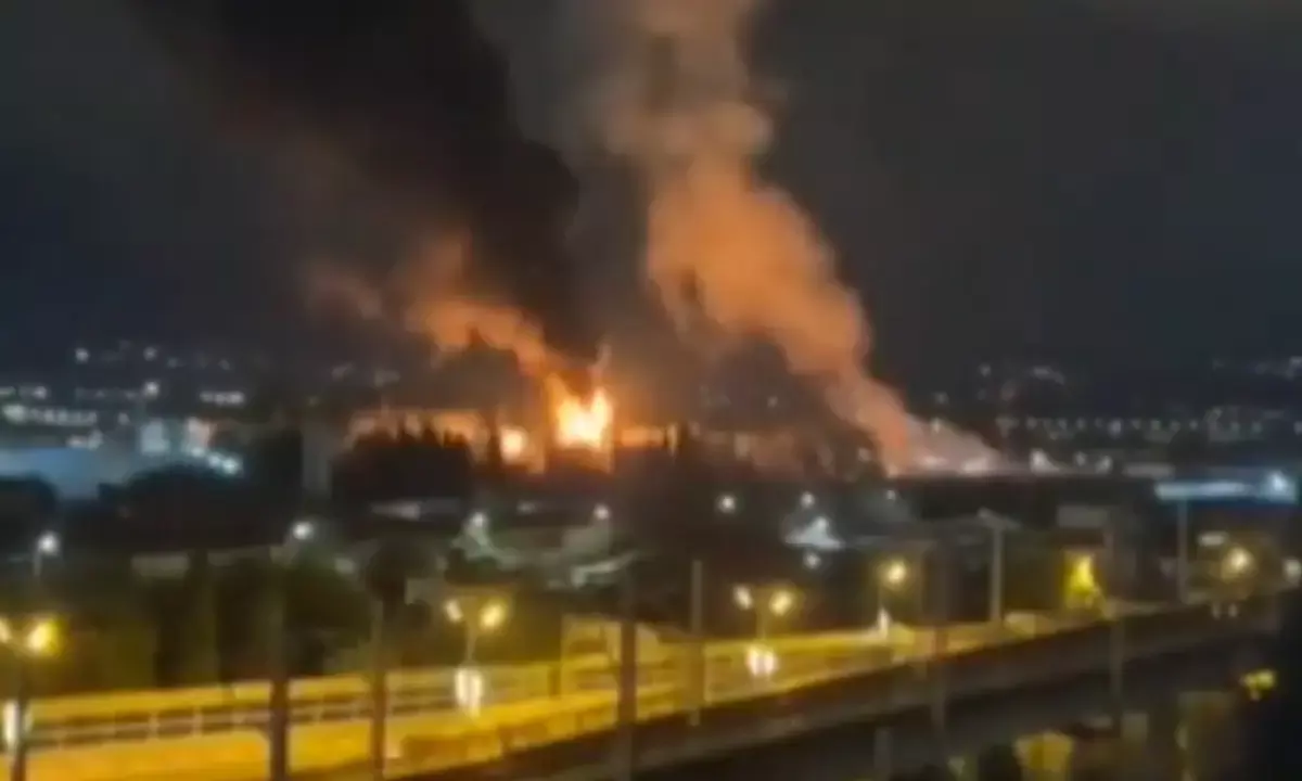 रूस: सोची में यूक्रेनी ड्रोन हमला, ऑयल डिपो में लगी आग रूस: सोची में यूक्रेनी ड्रोन हमला, ऑयल डिपो में लगी आग