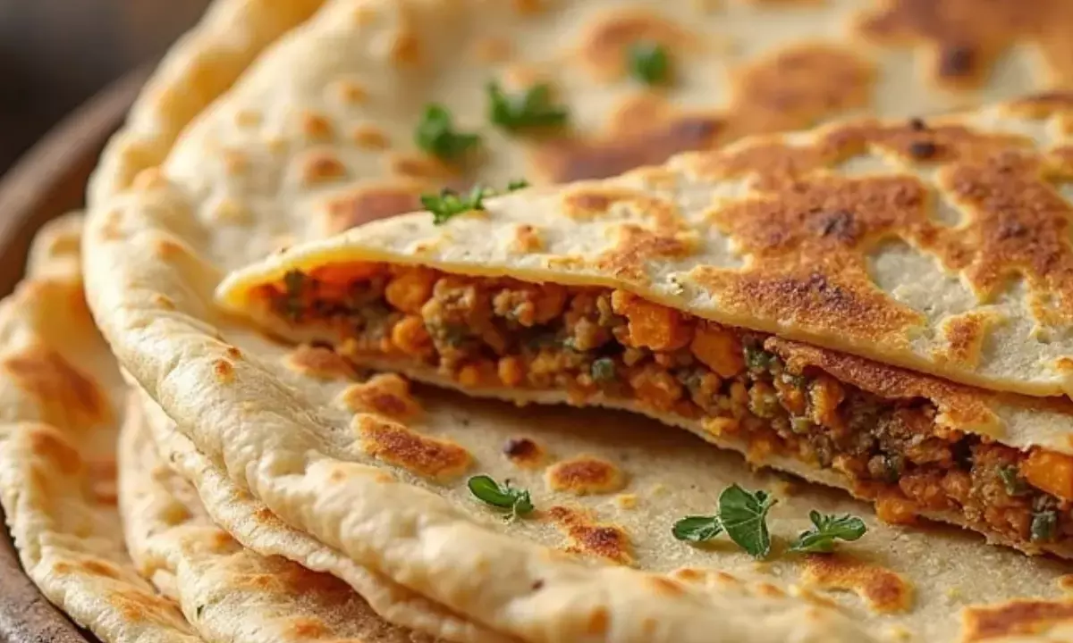 बिहार-झारखंड का फेमस सत्तू पराठा बनाने की रेसिपी।