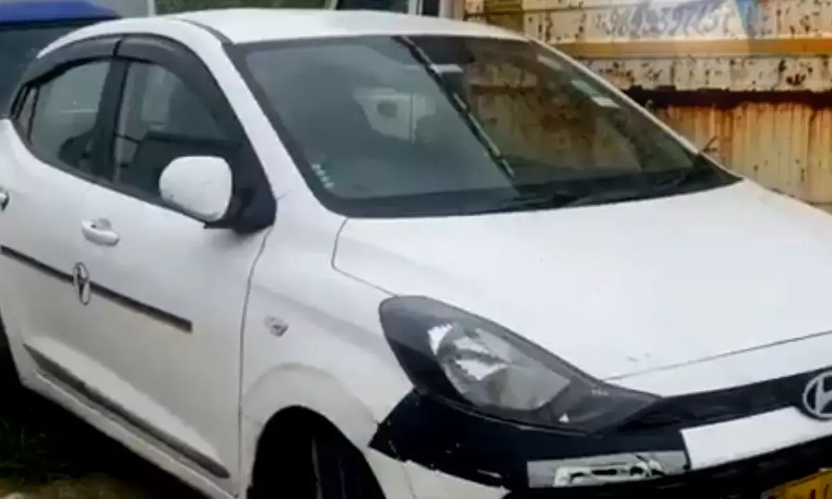 2 Dead Body Found in Car