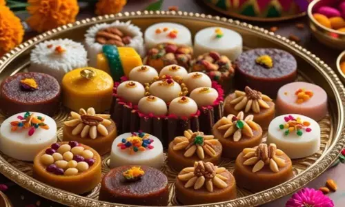 रक्षाबंधन पर बहन को खिलाएं ये 5 हेल्दी मिठाइयां, नोट कर लें रेसिपी
