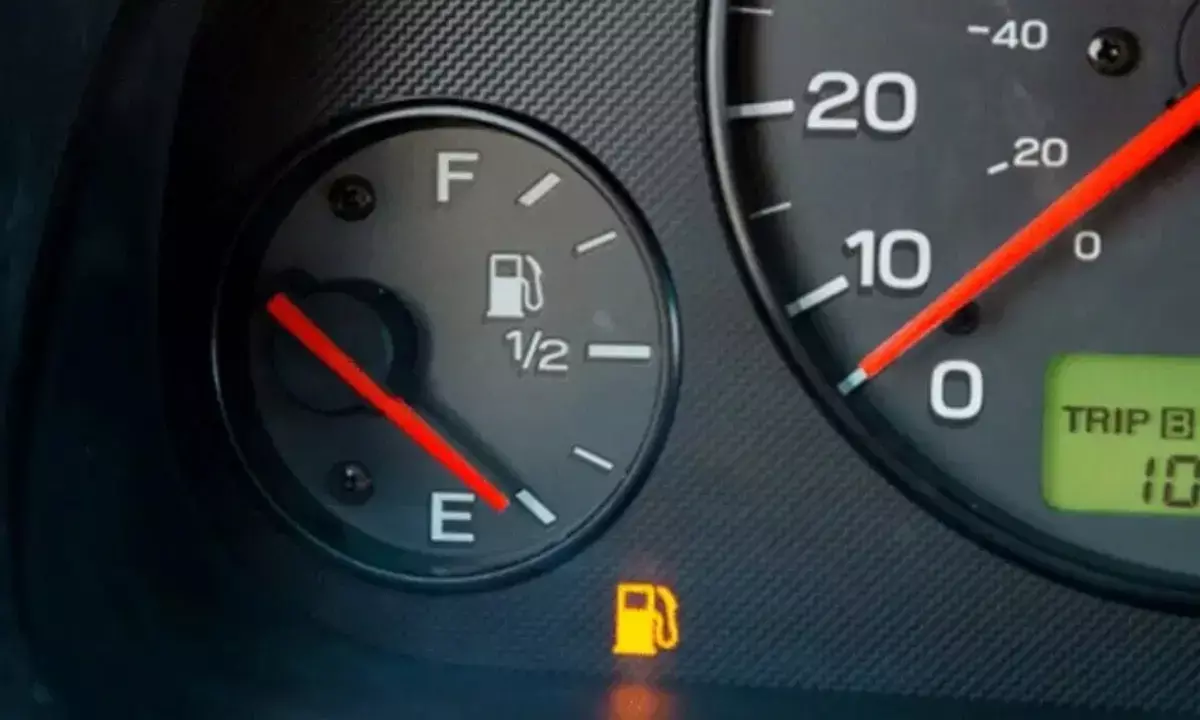 कार के शानदार माइलेज के लिए अपनाएं 5 आसान उपाय, घटेगा फ्यूल खर्च