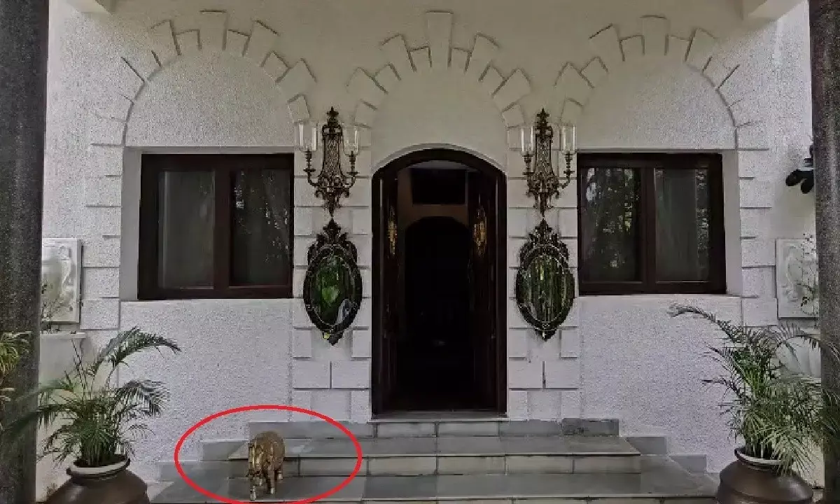 पूर्व डिप्टी सीएम टी.एस. सिंहदेव के आवास से चोरी हुए 15 किलो वजनी पीतल का हाथी धोरी हो गया है