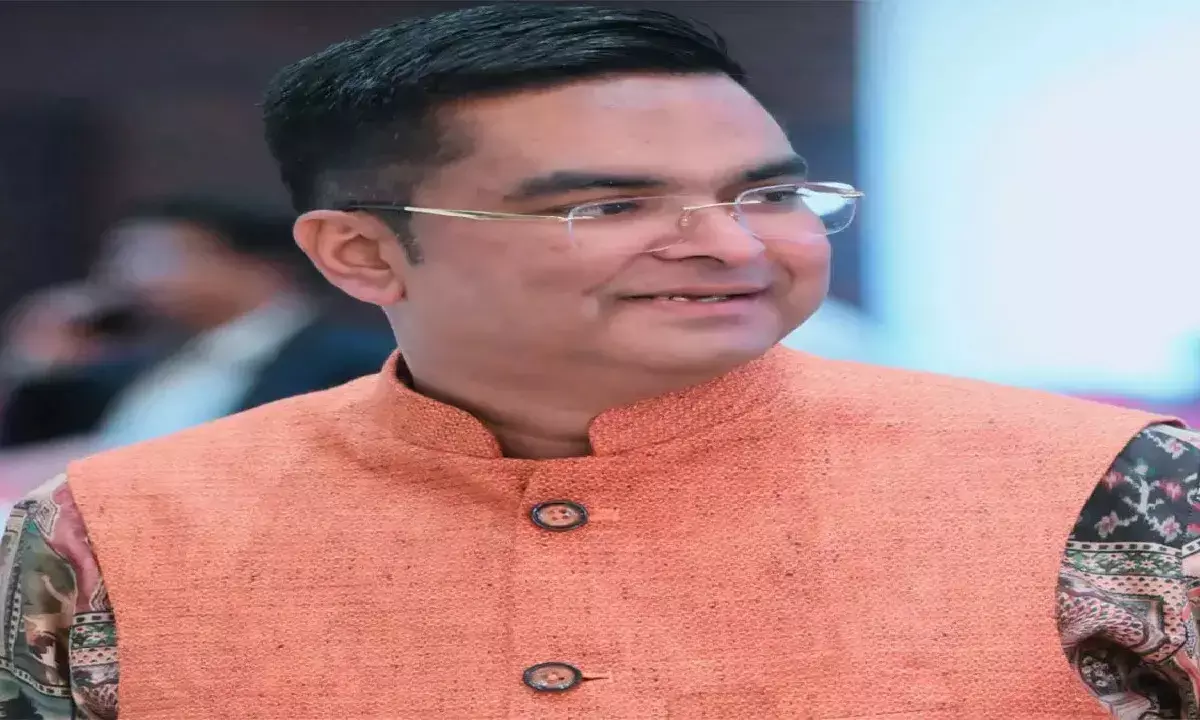 वैशालीनगर क्षेत्र के अंबेडकर नगर वार्ड में सड़क, नाली और फुटपाथ की मांग बहुत जल्द पूरी होने जा रही है