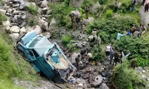 उधमपुर हादसा: सीआरपीएफ के 3 जवान शहीद, 15 घायल