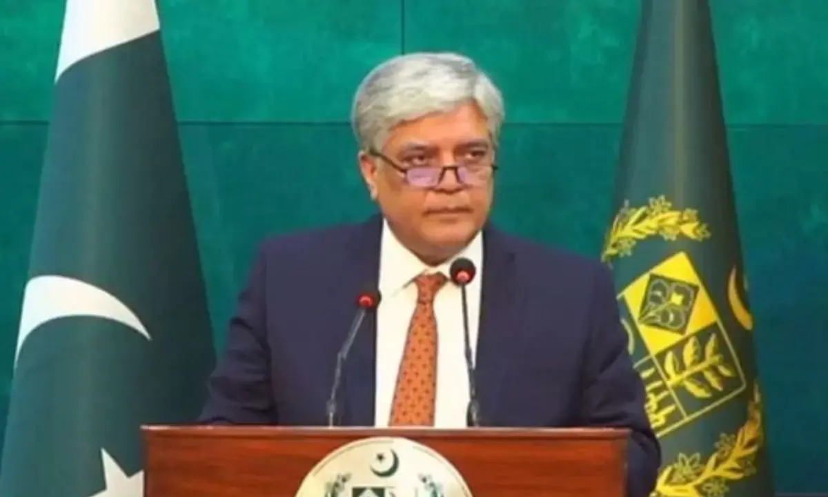 पाकिस्तान बोला-कश्मीर मुद्दे पर अमेरिकी दखल स्वीकार