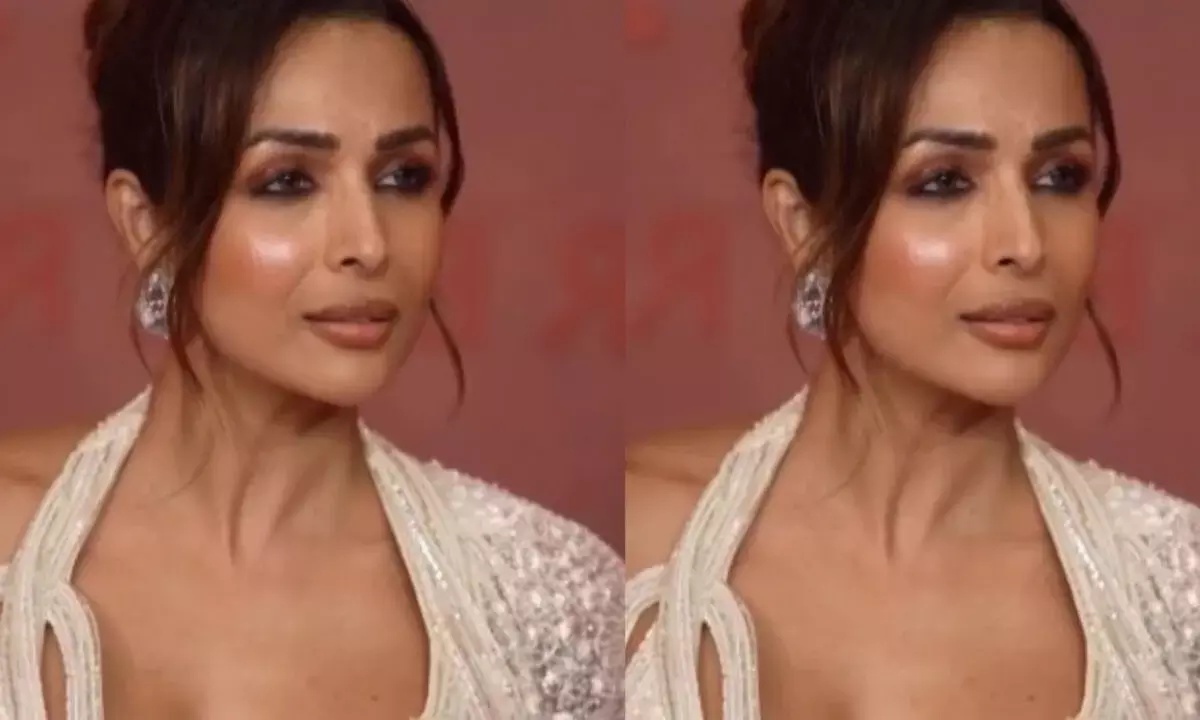 एक्ट्रेस मलाइका अरोड़ा की खूबसूरत व्हाइट ड्रेस एक्ट्रेस मलाइका अरोड़ा की खूबसूरत व्हाइट ड्रेस