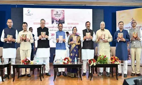 डॉ. सुरेन्द्र दुबे की अंतिम कृति का विमोचन