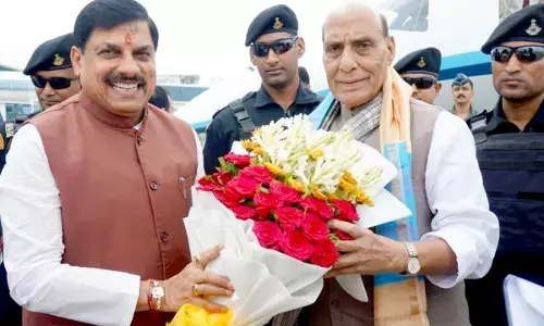 राजनाथ का ट्रंप पर तंज;  कहा, कुछ लोग भारत की तरक्की से खुश नहीं