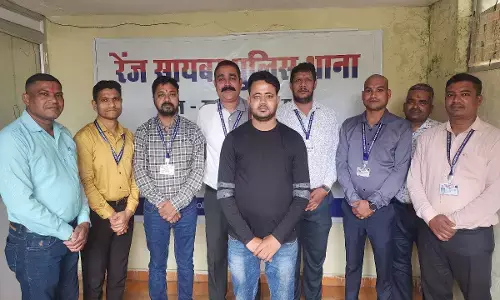 रायपुर जिले में शेयर ट्रेडिंग के नाम से ठगी करने वाला आरोपी प्रताप पात्रा को पश्चिम बंगाल के 24 परगना से गिरफ्तार किया है