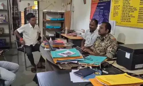 फरसगांव में पिता ने अपने ही खेत में फांसी लगाकर आत्महत्या कर ली