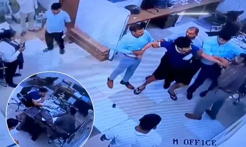 ghaziabad resident beaten by society staff