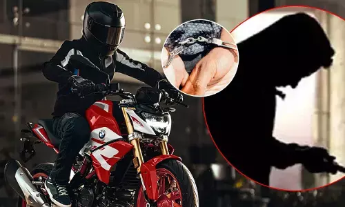 Delhi Bike snatcher