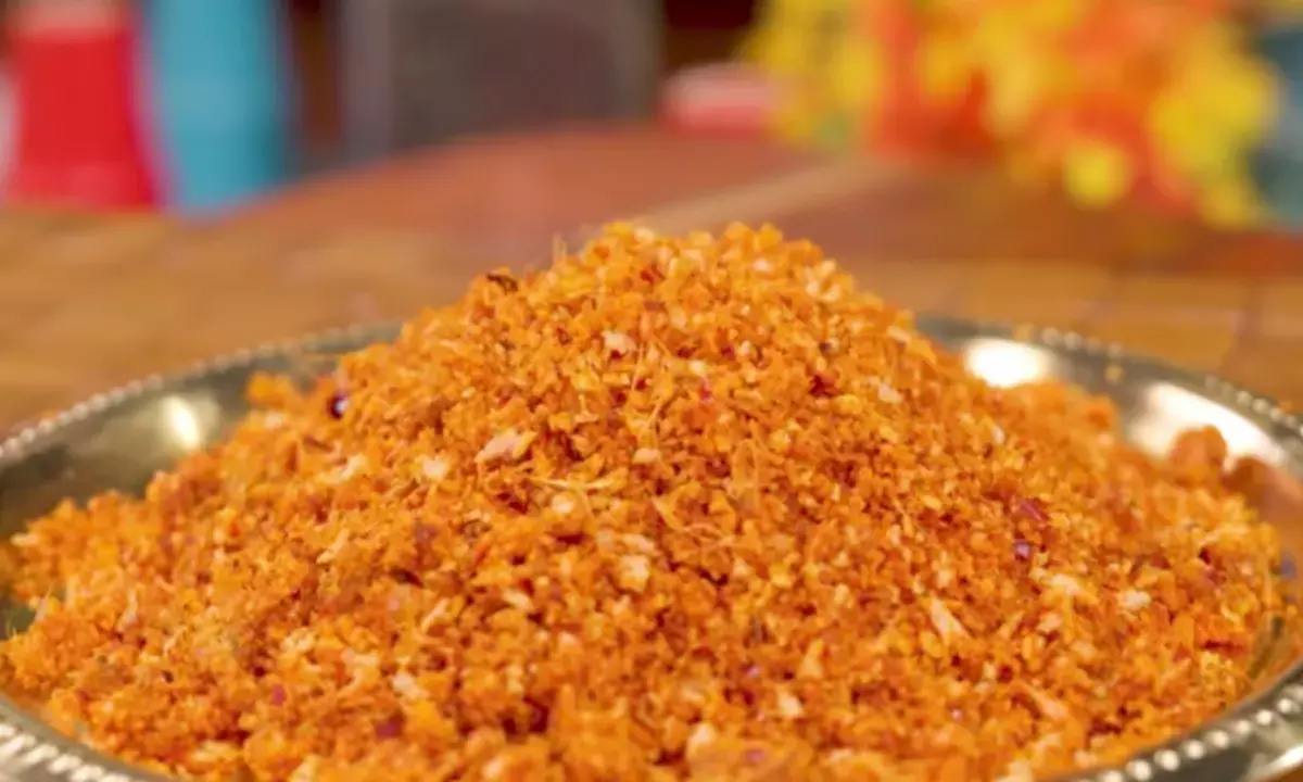 महाराष्ट्र की स्पेशल गार्लिक चटनी बनाने की आसान रेसिपी।