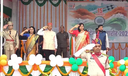 कार्यक्रम में उपस्थित मंत्री केदार कश्यप