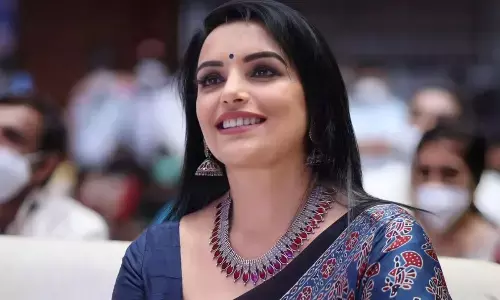 श्वेता मेनन बनीं AMMA की पहली महिला अध्यक्ष, मोहनलाल के इस्तीफे के बाद संभाली कमान