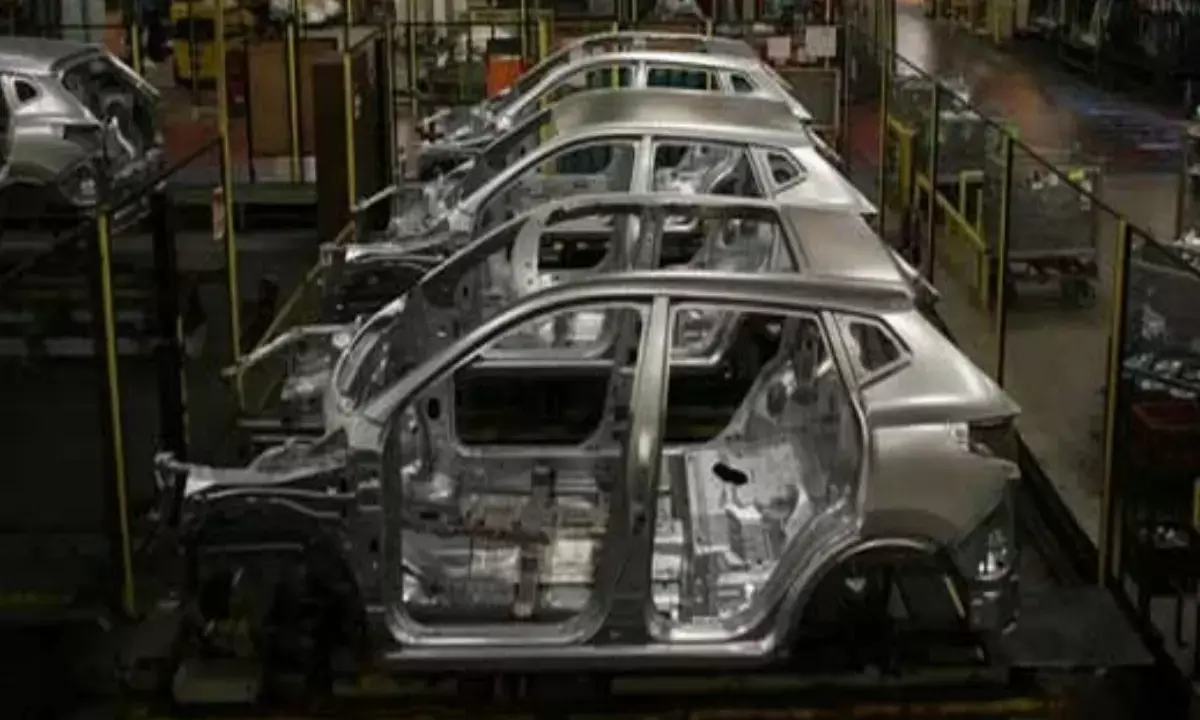 ऑटो इंडस्ट्री को दिवाली तक मिल सकता है GST कटौती का तोहफा, जानें डिटेल