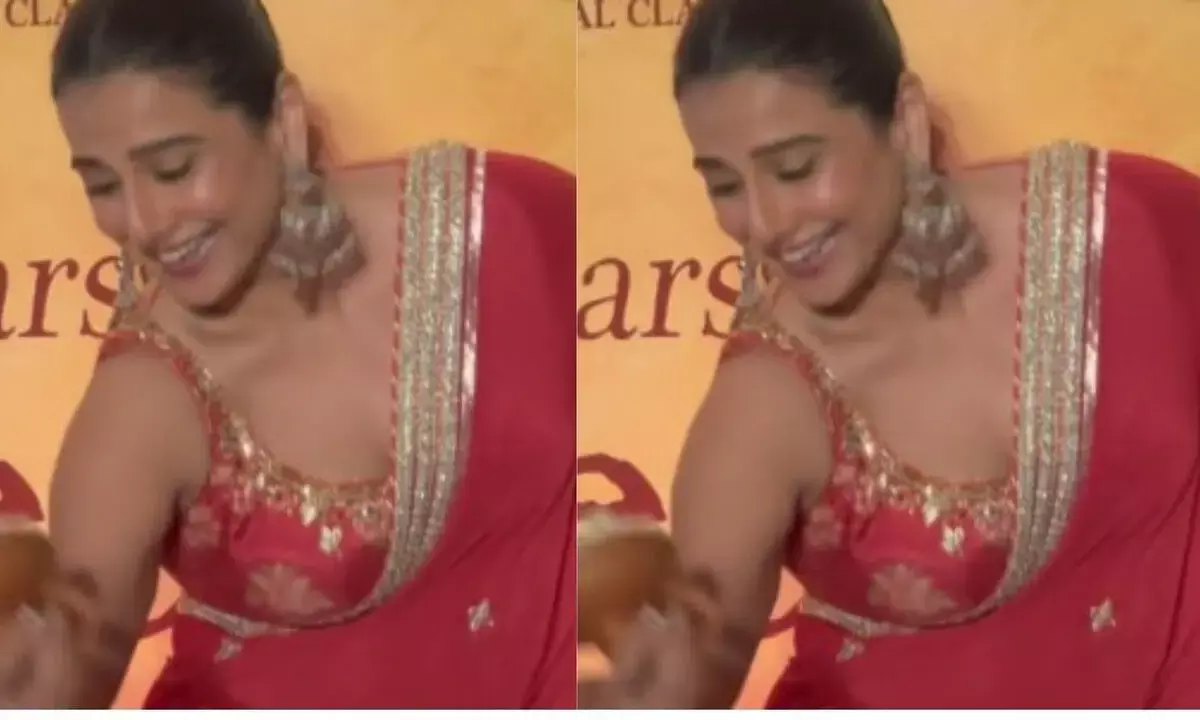 एक्ट्रेस विद्या बालन का साड़ी लुक