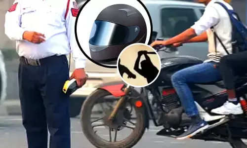 Two boys beat up Delhi policeman