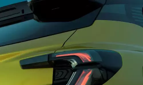 नई कॉम्पैक्ट एसयूवी रेनो किगर का टीजर जारी, जानें डिजाइन और फीचर्स में क्या नया?