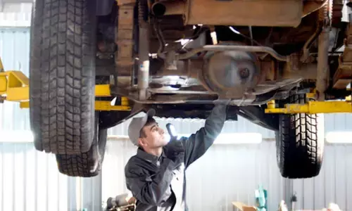कार के सस्पेंशन नहीं होंगे खराब, जानें बचाव के लिए जरूरी उपाय