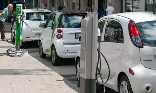 ईवी पर संकट : 50 हजार से अधिक वाहनों की सौ करोड़ रुपए सब्सिडी अब तक नहीं मिली