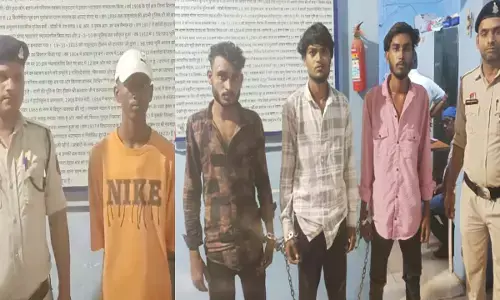 पुलिस की गिरफ्त में चार आरोपी