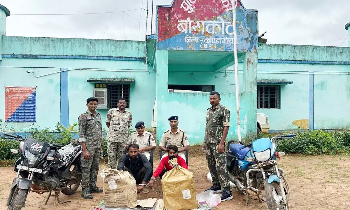 पुलिस की गिरफ्त में दोनों आरोपी