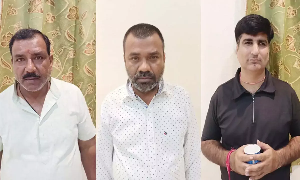 11 जुआड़ी गिरफ्तार