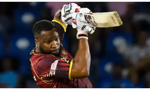 kieron pollard scored 29 ball 65 runs