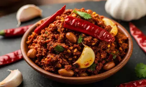Lal mirch ka thecha recipe red chili thecha making tips