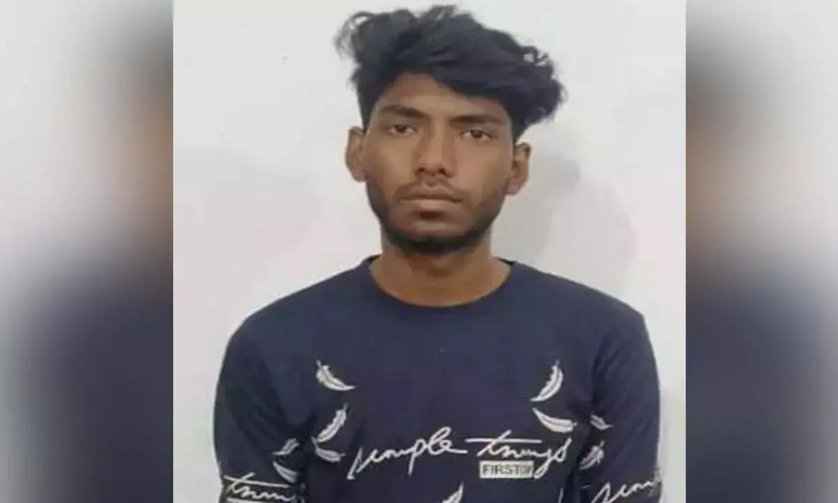 बीमा की रकम के लिए मरने का नाटक : चार दिन में ही भूट गया भांडा, युवक गिरफ्तार बीमा की रकम के लिए मरने का नाटक : चार दिन में ही भूट गया भांडा, युवक गिरफ्तार