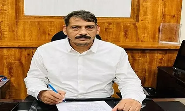 कवर्धा जिले के कलेक्टर गोपाल वर्मा ने सुरक्षा को लेकर एसपी को पत्र लिखा है कवर्धा जिले के कलेक्टर गोपाल वर्मा ने सुरक्षा को लेकर एसपी को पत्र लिखा है