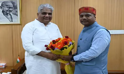 मंत्री केदार कश्यप ने केंद्रीय मंत्री भूपेंद्र यादव से भेंट कर उन्हें बस्तर आने का न्यौता दिया