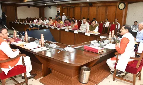 भोपाल: कैबिनेट बैठक में मौजूद मुख्यंत्री मोहन यादव अन्य मंत्री।