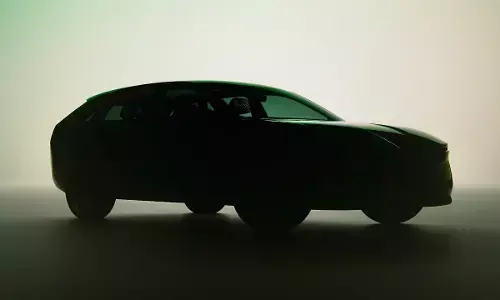 स्कोडा इलेक्ट्रिक ऑक्टाविया के टीजर में दिखा नया लुक, जानें क्या है लॉन्चिंग डेट