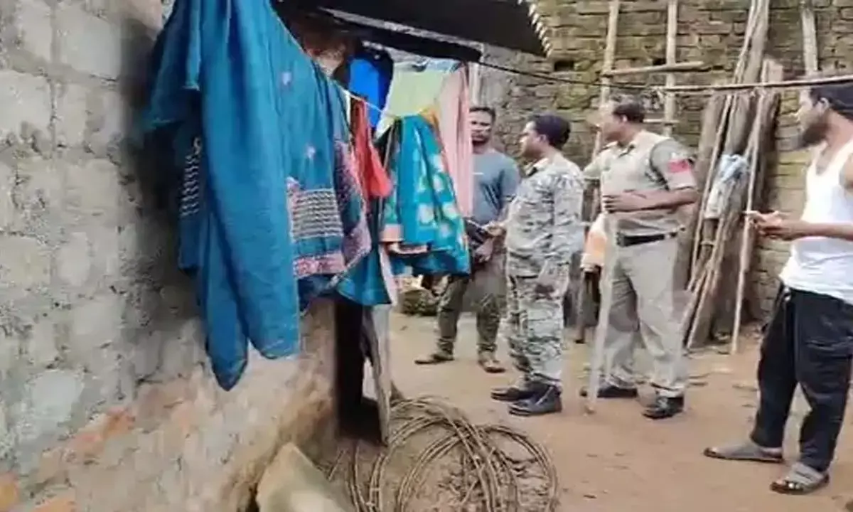 युवक ने अपनी मां की बेरहमी से हत्या कर दी