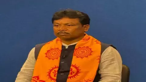 सांसद महेश कश्यप ने कांग्रेस में नेतृत्व को लेकर मची नई रार पर कटाक्ष किया है