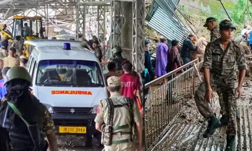 जम्मू-कश्मीर में भारी भूस्खलन से तबाही, वैष्णो देवी यात्रा रोकी, 31 की मौत