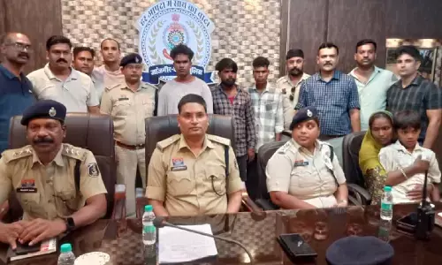 8 साल के बच्चे के अपहरण मामले में पुलिस ने तीन अपहरणकर्ताओं को गिरफ्तार किया है