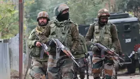 जम्मू-कश्मीर के बांदीपुर में दो आतंकवादी ढेर, गुरेज में सेना पुलिस का एक्शन जम्मू-कश्मीर के बांदीपुर में दो आतंकवादी ढेर, गुरेज में सेना पुलिस का एक्शन