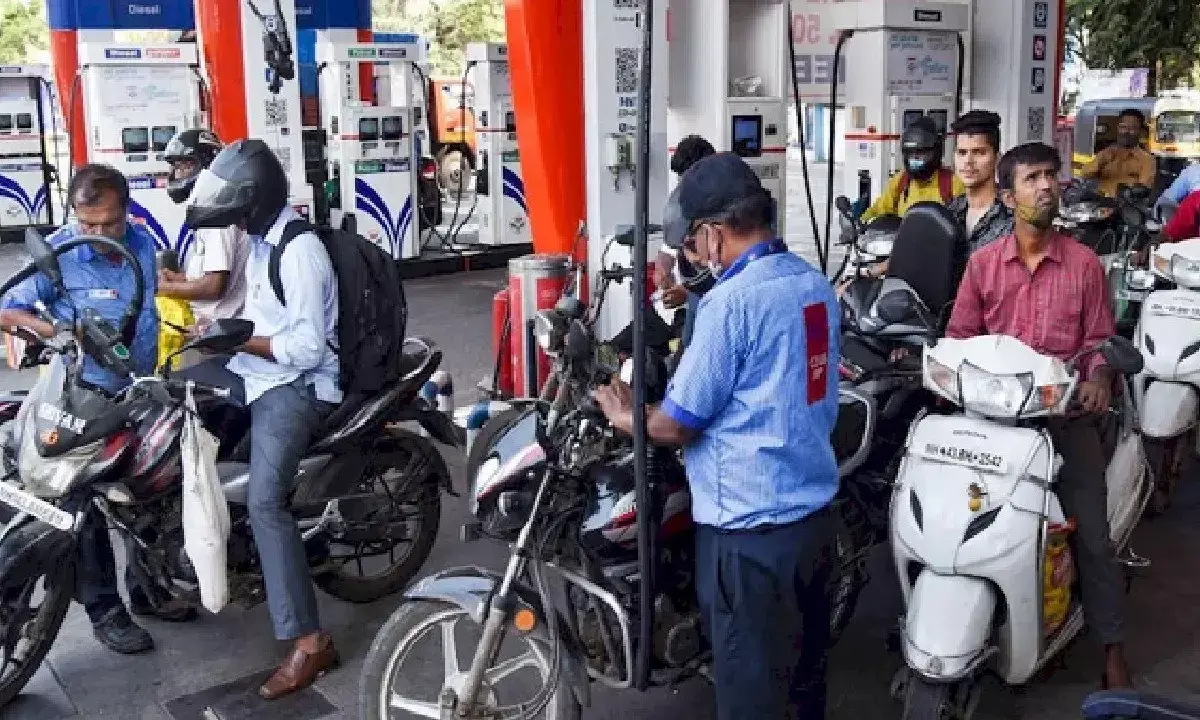 रायपुर में 1 सितंबर से नो हेलमेट, नो पेट्रोल अभियान जिलेभर में सख्ती से लागू किया जाएगा