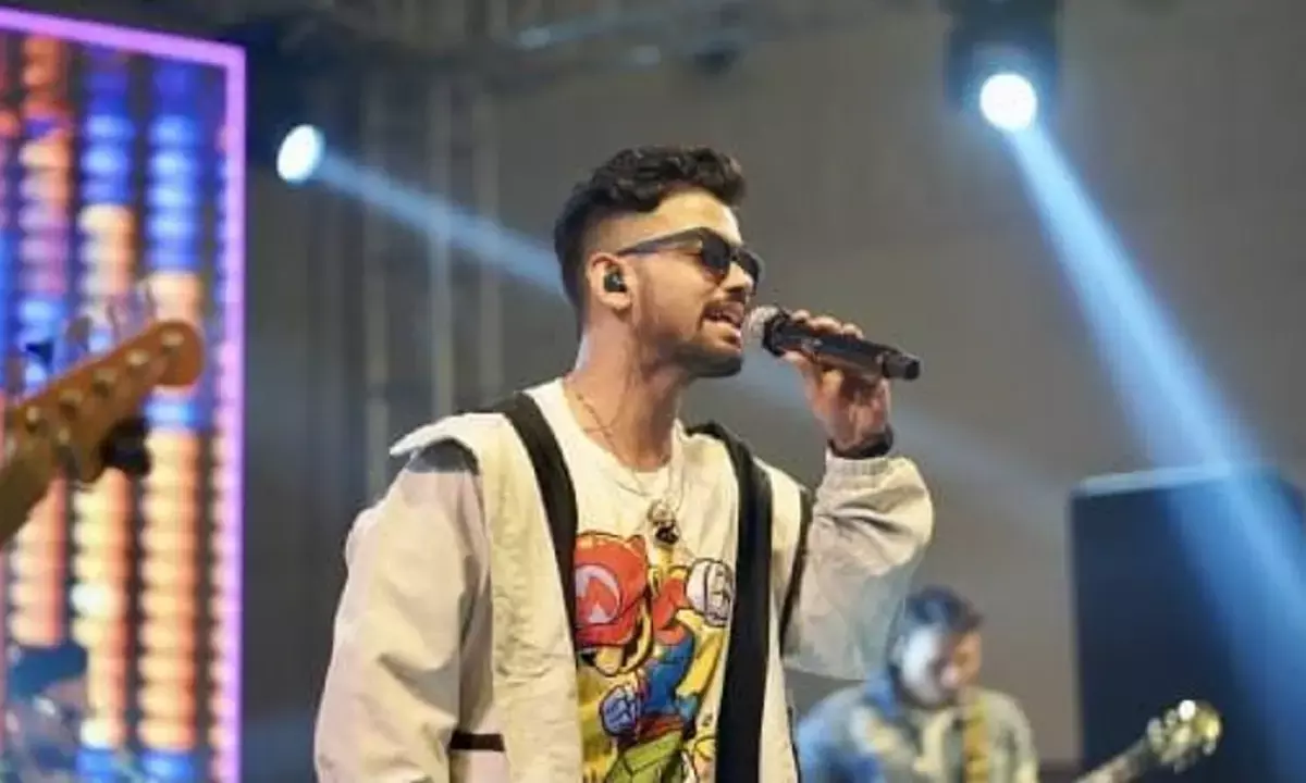 Bhopals Adhiroh Band and Rohan Pathak gave their first foreign performance in Colombo.