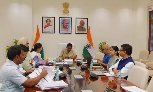 Delhi CM Rekha Gupta meeting with officials of trade and tax department